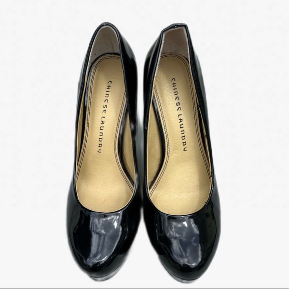 Chinese Laundry Black Patent Stilettos - Picture 4 of 7